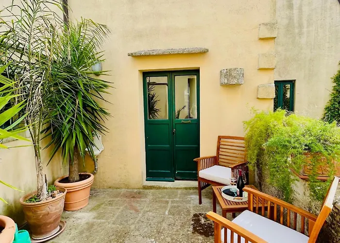 Corte Dei Sogni Bed & Breakfast 4*